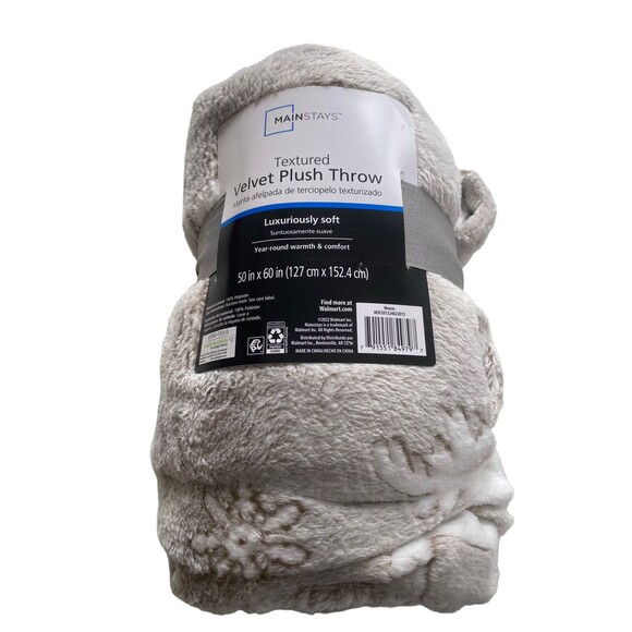 Mainstays Textured Velvet Plush Throw White/Tan Moose Luxuriously Soft 50X60 - Picture 1 of 5